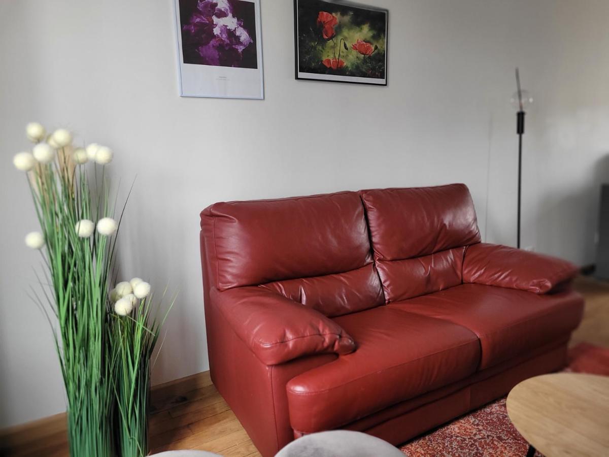 Appartements Cdg Joigny Exterior photo